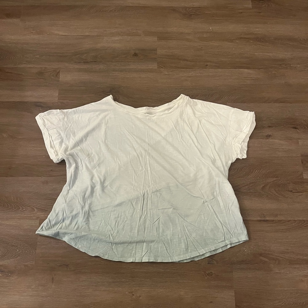 Maurices White and Light Teal Ombré Short Sleeve Tee